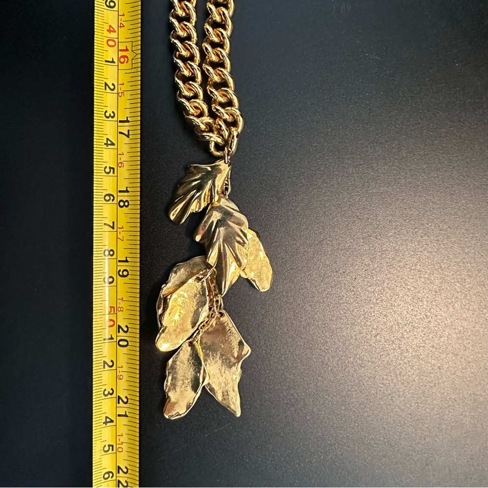 NE7 Vintage Escada gold leaf sautoir necklace - Picture 7 of 11